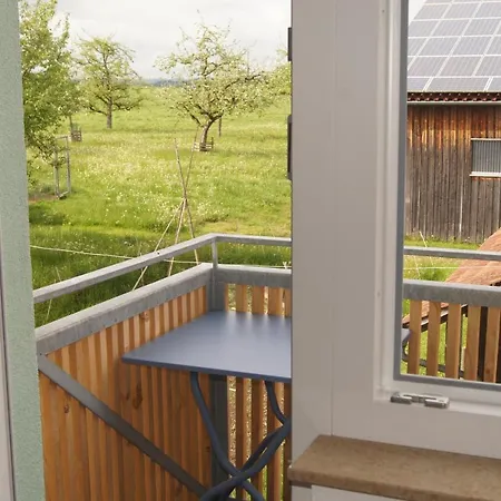 Im Obstgarten * Achberg